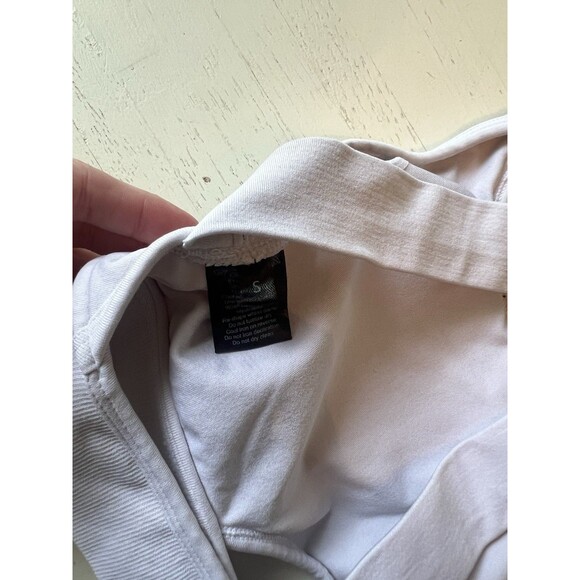 Alphalete Women’s Trinity Sports Bra White Size Small Workout‎ Gym - Picture 3 of 3